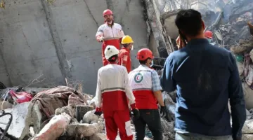 إيران: استشهاد شخصين جراء قصف إسرائيلي على سيارة إسعاف
