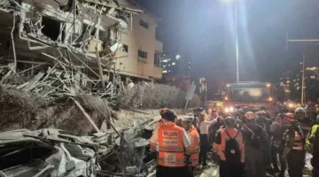 إيران: الهجمات الصاروخية على إسرائيل شهدت لأول مرة إطلاق صواريخ من غواصة