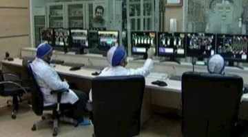إيران: الهجمات على منشآتنا النووية تعد انتهاكًا للقانون الدولي، ولن نوقف برنامجنا النووي.