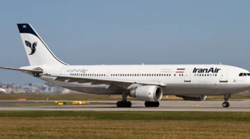 إيران تستأنف جزئياً حركة الطيران في مجالها الجوي