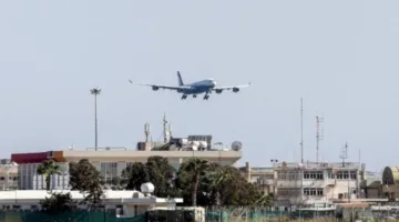 إيران تستأنف جزئيًا حركة الطيران بعد إعلان وقف إطلاق النار مع إسرائيل