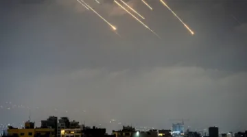 إيران تستهدف شركة كهرباء في إسرائيل مما يؤدي إلى انقطاع الكهرباء عن 8000 شخص