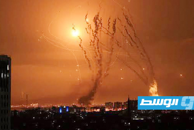 إيران تعلن عن بدء إطلاق المرحلة العاشرة من الصواريخ نحو “إسرائيل”