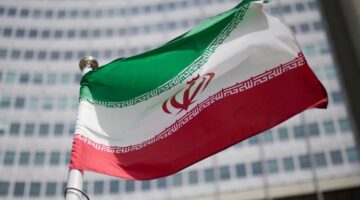 إيران تعلن عن تمديد إغلاق أجوائها حتى بعد ظهر الأربعاء