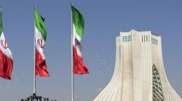 إيران تعلن عن صاروخ جديد وتهدد إسرائيل بـ”تفاجآت” غير متوقعة