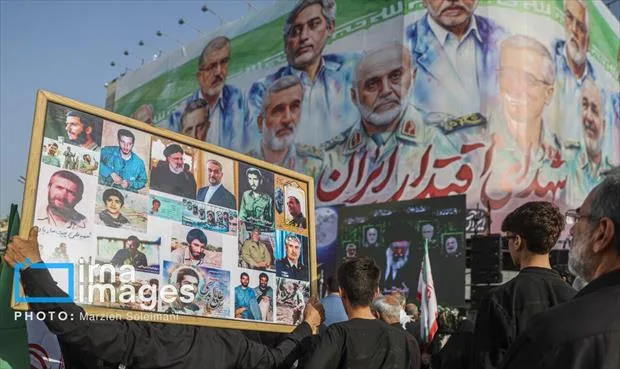 إيران تودع قادة عسكريين وعلماء سقطوا في الصراع مع “إسرائيل”