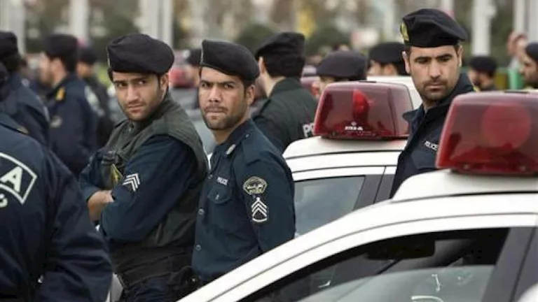 إيران توقِف شخصين في شمال البلاد بتهمة التجسس لمصلحة الموساد إيران توقِف شخصين في شمال البلاد بتهمة التجسس لمصلحة الموساد