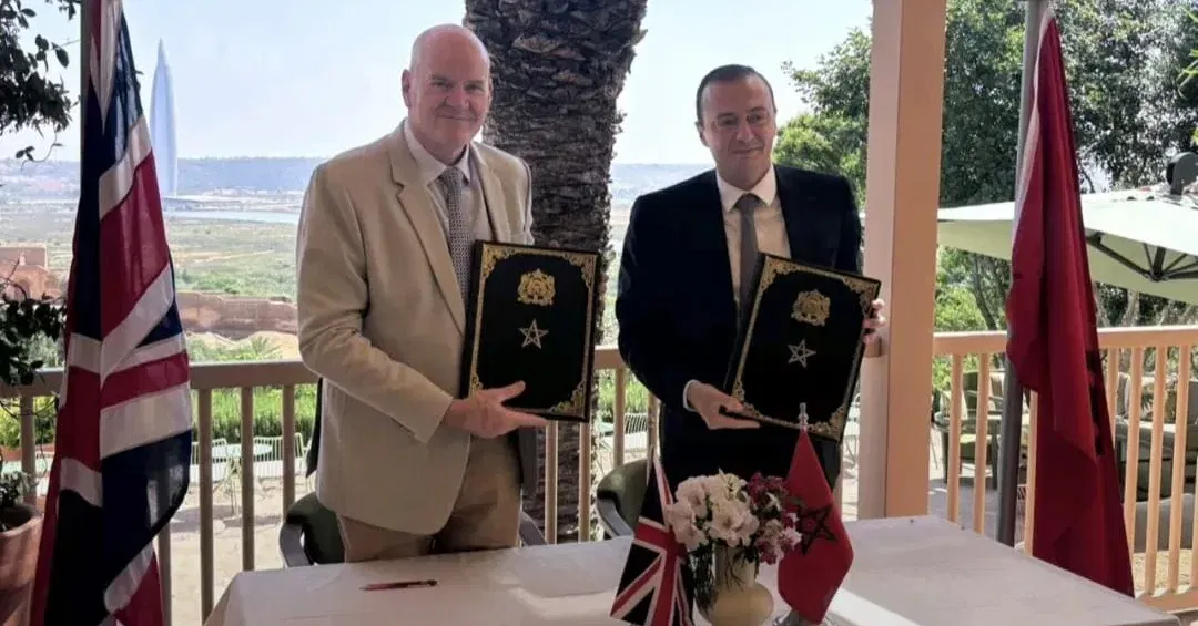اتفاقية تعاون استراتيجي بين المغرب وشركة بريطانية لتعزيز قطاع الطيران والدفاع اتفاقية تعاون استراتيجي بين المغرب وشركة بريطانية لتعزيز قطاع الطيران والدفاع