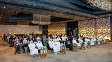 اجتماع الموارد البشرية يستعرض أساليب العمل الحديثة