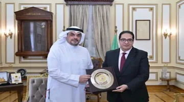 اجتماع رئيس جامعة القاهرة مع رئيس المكتب الثقافي الكويتي: تفاصيل اللقاء