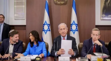 اجتماع لمجلس الوزراء الإسرائيلي عقب بدء حملة غارات على إيران