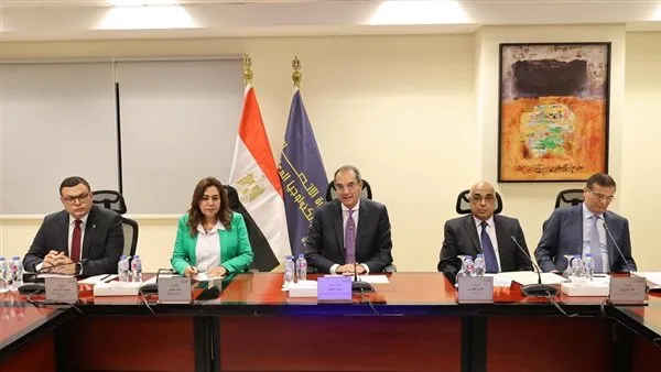 اجتماع وزاري لمراقبة تنفيذ نظام الرقم القومي العقاري وبدء إعداد اللائحة التنفيذية للقانون اجتماع وزاري لمراقبة تنفيذ نظام الرقم القومي العقاري وبدء إعداد اللائحة التنفيذية للقانون