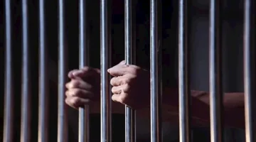 احتجاز عامل بتهمة قتل زوجته في البحيرة لمدة 4 أيام للتحقيقات