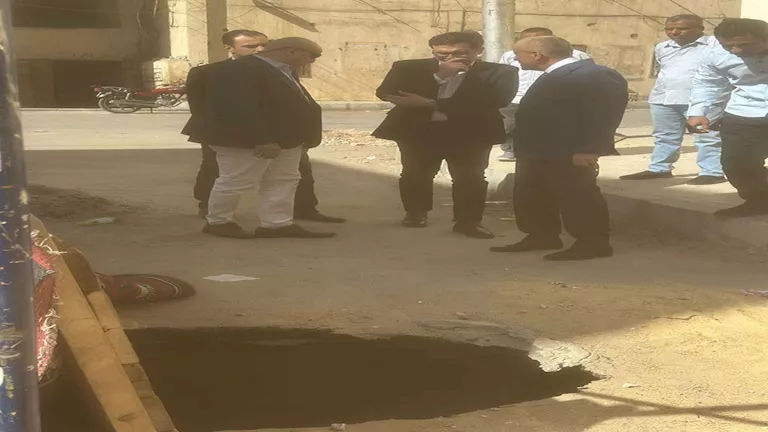 احتجاز مقاول وأربعة آخرين بتهمة البحث عن الآثار تحت قصر ثقافة الطفل في الأقصر احتجاز مقاول وأربعة آخرين بتهمة البحث عن الآثار تحت قصر ثقافة الطفل في الأقصر