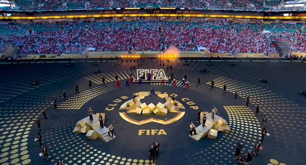 احتفال رائع يطلق مونديال الأندية 2025 قبل مباراة الأهلي وإنتر ميامي (فيديو وصور)