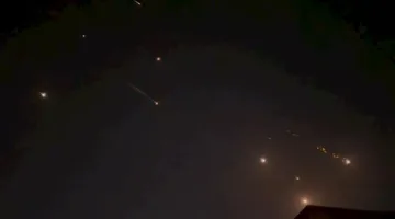 احتفالات في لبنان والأردن وسوريا تزامنًا مع عبور الصواريخ الإيرانية باتجاه هدفها