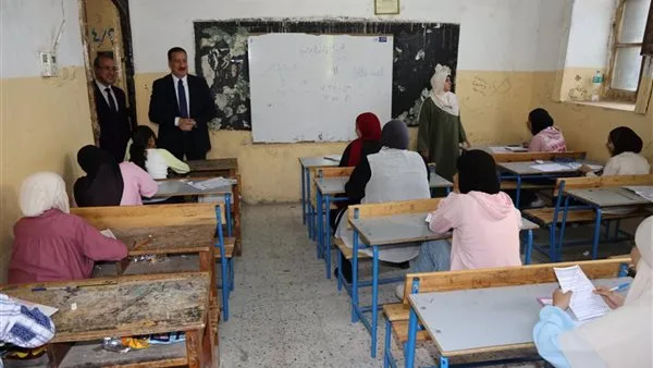 اختبارات الإعدادية: تداول أسئلة مادة اللغة العربية وضبط طلاب يحملون هواتف في المنوفية اختبارات الإعدادية: تداول أسئلة مادة اللغة العربية وضبط طلاب يحملون هواتف في المنوفية