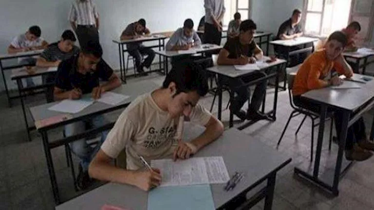 اختلاف وجهات نظر أولياء الأمور حول صعوبة امتحان اللغة الإنجليزية في الثانوية العامة اختلاف وجهات نظر أولياء الأمور حول صعوبة امتحان اللغة الإنجليزية في الثانوية العامة