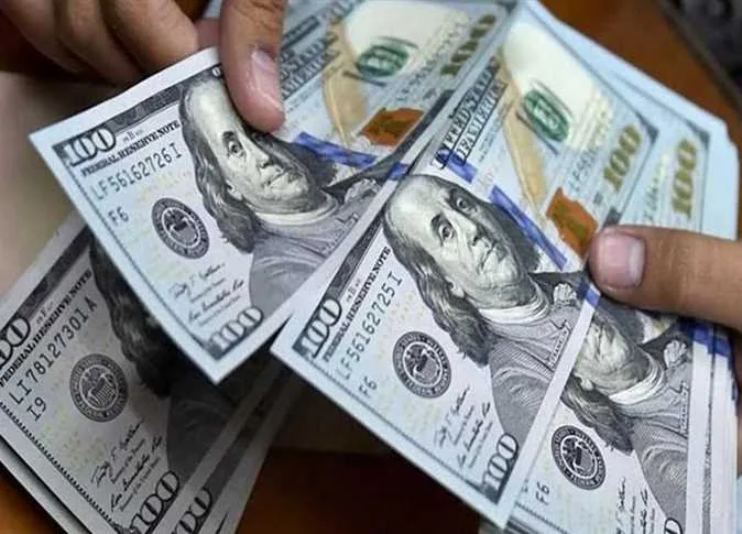 ارتفاع الدولار 50 قرشًا في نهاية جلسات التداول بالبنوك المصرية. ارتفاع الدولار 50 قرشًا في نهاية جلسات التداول بالبنوك المصرية.
