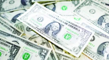 ارتفاع الدولار في انتظار المحادثات بين الولايات المتحدة والصين