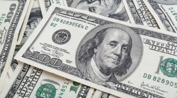 ارتفاع الدولار وج currencies الملاذ الآمن بعد الهجمات الإسرائيلية على إيران.