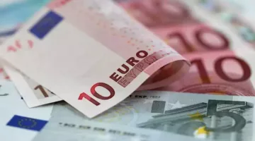 ارتفاع مفاجئ في أسعار اليورو والجنيه الإسترليني في تداولات البنوك اليوم 12-6-2025