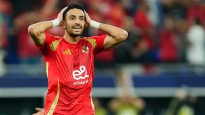 “ارفع رأسك عالياً”… طاهر محمد يساند إمام عاشور بعد إصابته “ارفع رأسك عالياً”… طاهر محمد يساند إمام عاشور بعد إصابته