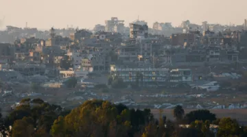 استشهاد 18 فلسطينيًا في غزة