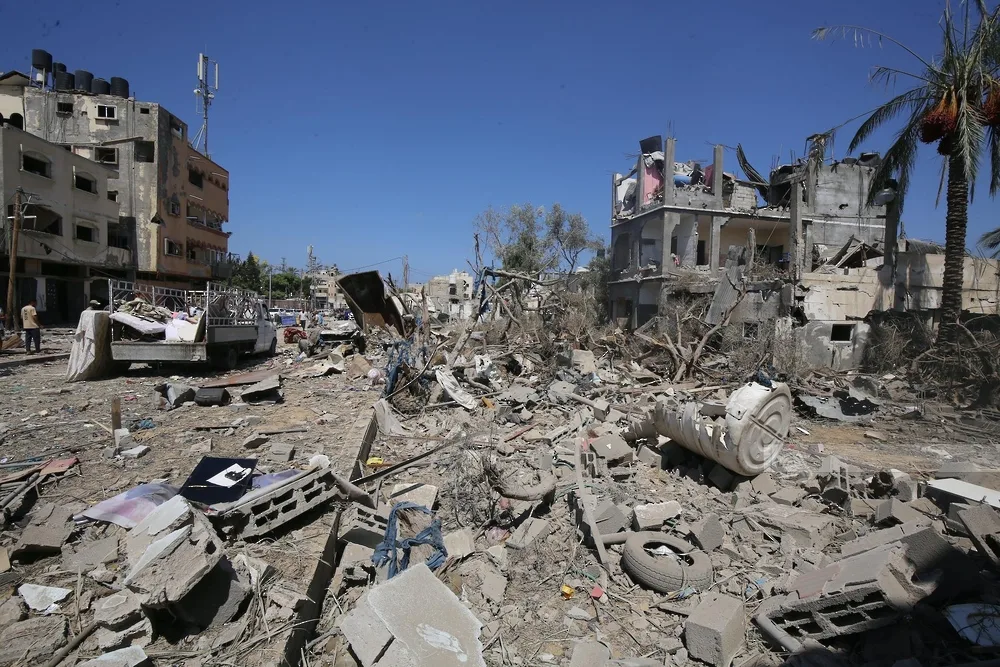 استشهاد 27 فلسطينيًا جراء غارات الجيش الإسرائيلي على غزة