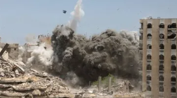 استشهاد 3 فلسطينيين وجرح آخرين جراء غارة إسرائيلية على حي الزيتون في غزة