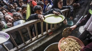 استشهاد 30 فلسطينيًا جراء غارة إسرائيلية على غزة