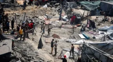 استشهاد ثلاثة فلسطينيين وجرح آخرين جراء قصف إسرائيلي على حي الزيتون في غزة