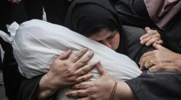 استشهاد طفلة فلسطينية وامرأة نتيجة قصف الاحتلال على مخيم النصيرات