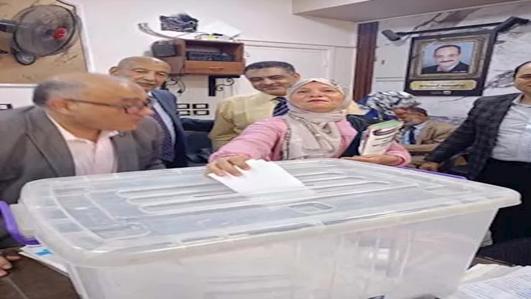 استطلاع آراء الأعضاء حول زيادة الرسوم القضائية في الإسماعيلية استطلاع آراء الأعضاء حول زيادة الرسوم القضائية في الإسماعيلية