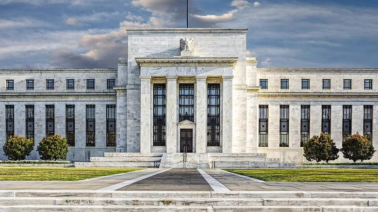 استقرار سعر الذهب اليوم مع الحفاظ على أسعار الفائدة من قبل الاحتياطي الفيدرالي دون تعديل استقرار سعر الذهب اليوم مع الحفاظ على أسعار الفائدة من قبل الاحتياطي الفيدرالي دون تعديل