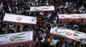 اشتباكات في مدينة ري جنوبي طهران بين القوات الأمنية وعناصر يُشتبه بتعاونهم مع الموساد