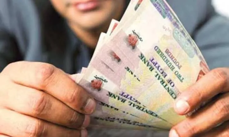 اشترى شهادة بنكية لزوجته ثم تطلقت منه.. هل يمكنه استعادة الأموال؟ اشترى شهادة بنكية لزوجته ثم تطلقت منه.. هل يمكنه استعادة الأموال؟