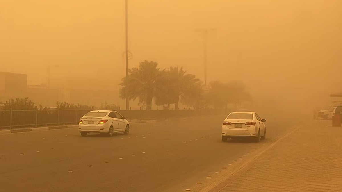 اعتباراً من الغد.. الأرصاد: رياح مثيرة للغبار في عدة مناطق حتى نهاية الأسبوع اعتباراً من الغد.. الأرصاد: رياح مثيرة للغبار في عدة مناطق حتى نهاية الأسبوع