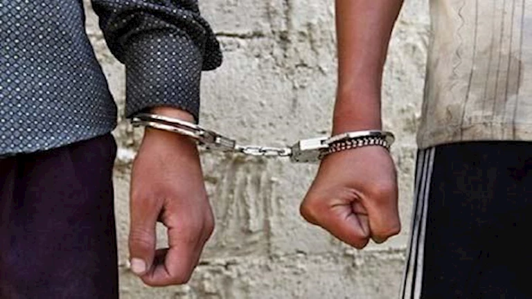اعتقال شخصين بتهمة إطلاق نار في قنا اعتقال شخصين بتهمة إطلاق نار في قنا