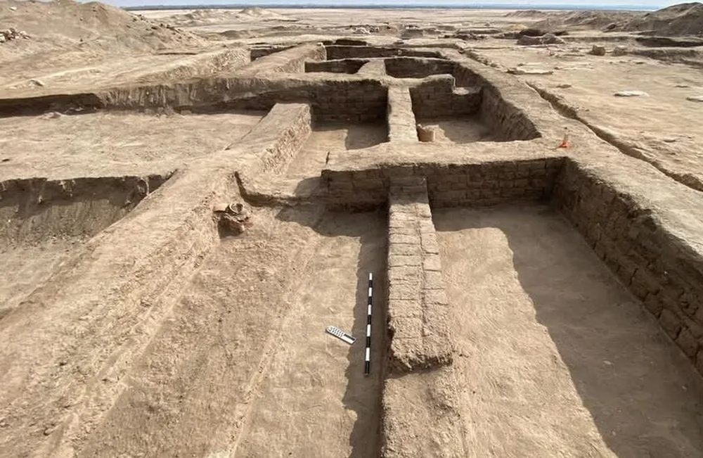 اكتشاف ثلاث قبور تاريخية في “أسوان” تعود لعصر الدولة القديمة في مصر اكتشاف ثلاث قبور تاريخية في “أسوان” تعود لعصر الدولة القديمة في مصر