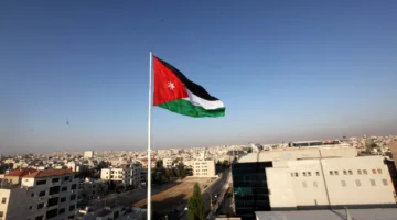 الأردن يعيد فتح مجاله الجوي بعد الإغلاق الناتج عن الصراع بين إسرائيل وإيران