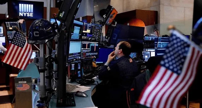 الأسواق الأمريكية تستعيد بعض عافيتها قبل بدء الأسبوع في ظل توترات الشرق الأوسط الأسواق الأمريكية تستعيد بعض عافيتها قبل بدء الأسبوع في ظل توترات الشرق الأوسط