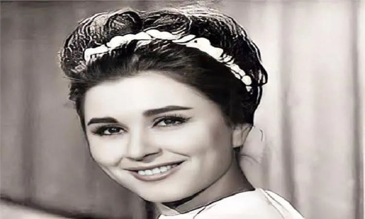 الأغاني: مجموعة من أروع أعمال السندريلا سعاد حسني في ذكرى وفاتها الأغاني: مجموعة من أروع أعمال السندريلا سعاد حسني في ذكرى وفاتها