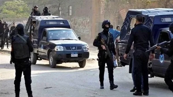 الأمن العام يحقق في 6 قضايا تتعلق بتهريب وبيع المخدرات في دمياط وأسوان.