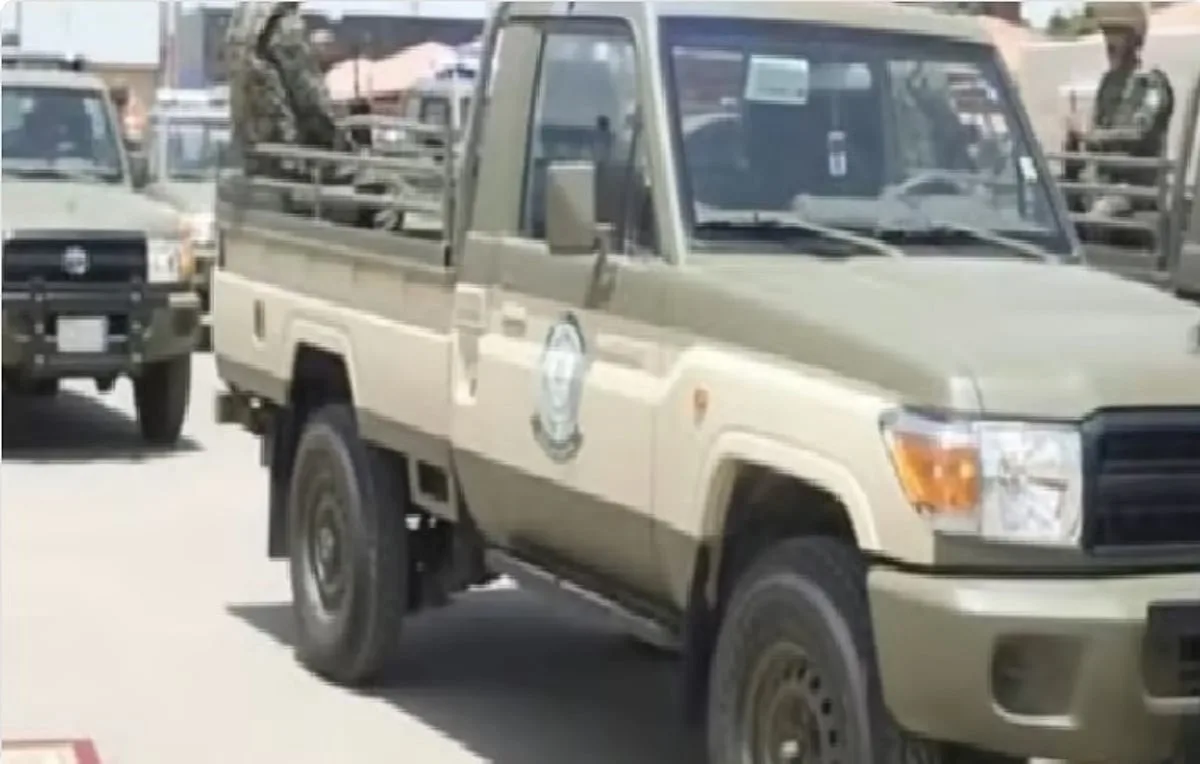 الأمن في جازان يعتقل شخصًا لتهريبه 668 كيلوغرامًا من القات المخدر الأمن في جازان يعتقل شخصًا لتهريبه 668 كيلوغرامًا من القات المخدر