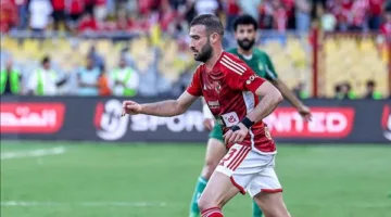 الأهلي لم يقرر بعد بشأن عمر كمال واللاعب قد ينتقل إلى سيراميكا.