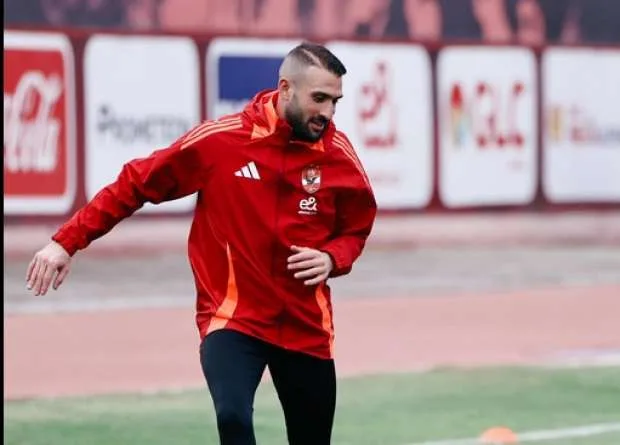 الأهلي يتعاقد مع محمد شكري من سيراميكا كليوباترا.. وثلاثة لاعبين من «الأحمر» في الصفقة.