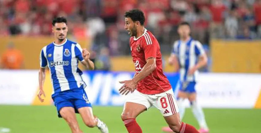 الأهلي يتفوق على بورتو بهدفين في شوط أول مشوق بكأس العالم للأندية