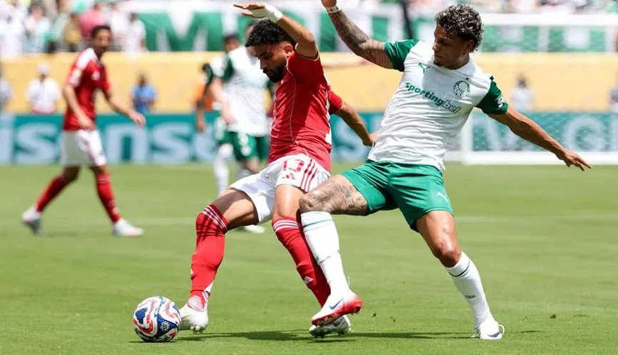 الأهلي يخسر تفوقه أمام بالميراس