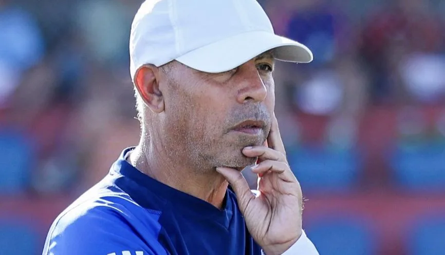 الأهلي يعبر عن امتنانه لبدر رجب الأهلي يعبر عن امتنانه لبدر رجب